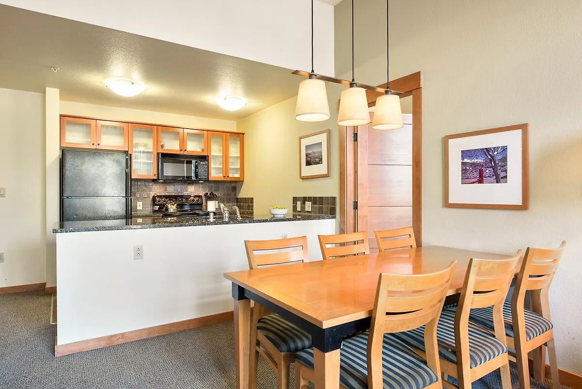 Village 2105 Mammoth Lakes Apartment